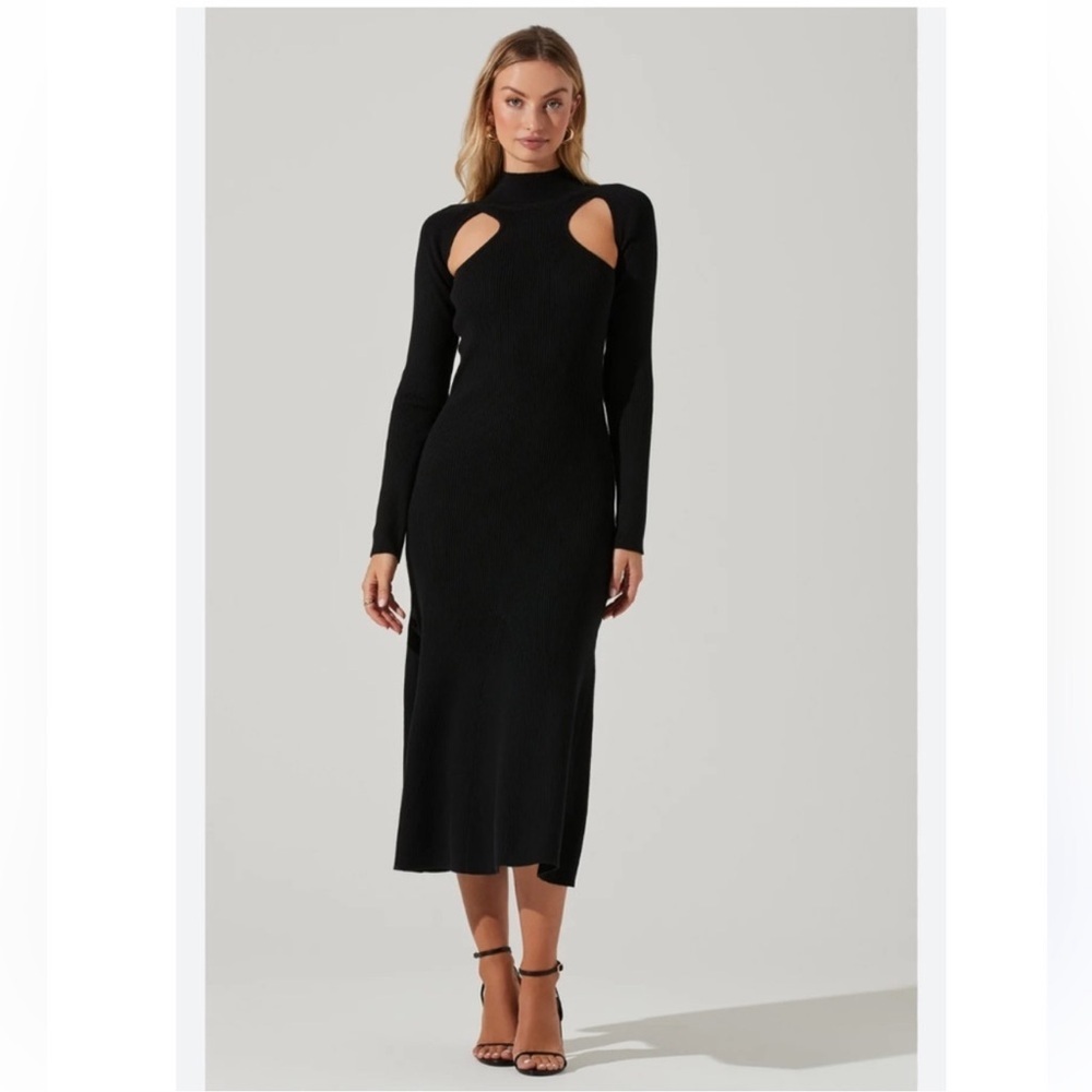 NWT ASTR The Label Front Cutout Long Sleeve Sweater Midi Dress